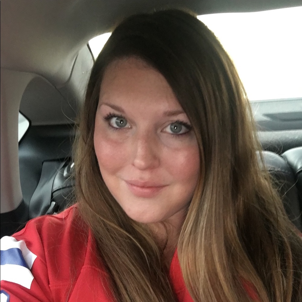 Meet your Posher, Kayla